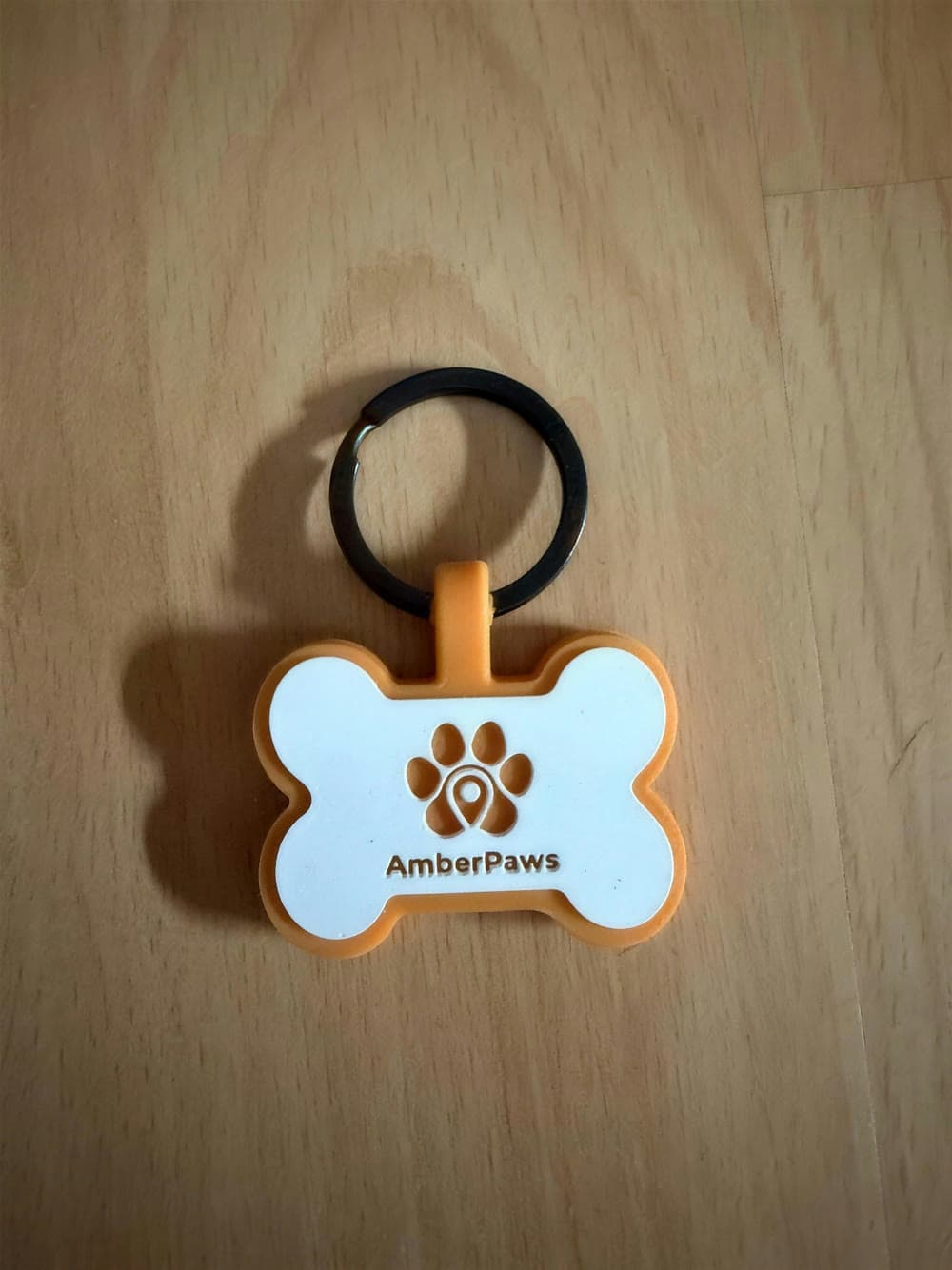 The real AmberPaws SmartQR pendant